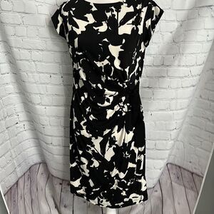Pea in a pod Taylor - black and white floral dress - L